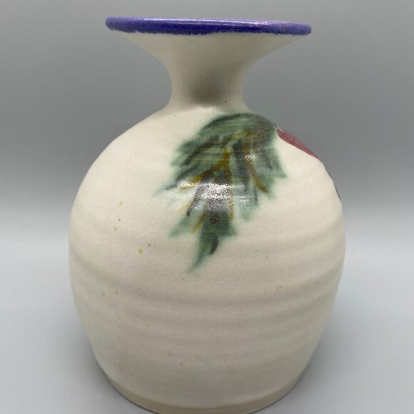 Clouds Folsom Signed Single Stem Pottery Vase Heart Flower Evergreen Bough - Picture 4 of 9